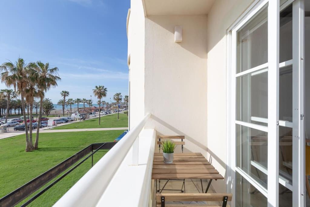 Eden Costa Lago Primera Linea De Mar Torremolinos Buitenkant foto
